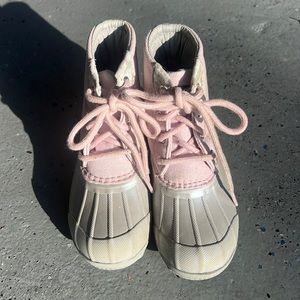 Kids Sperry boots